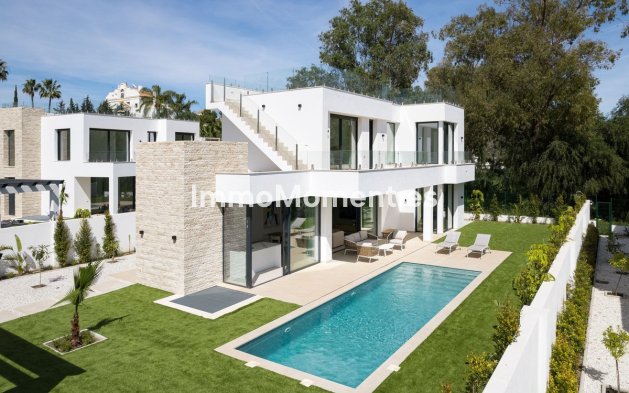 Resale - Detached villa - Estepona - Atalaya