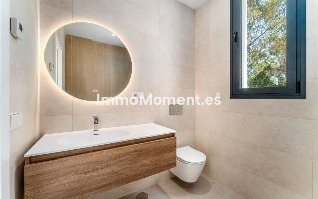 Resale - Detached villa - Estepona - Atalaya