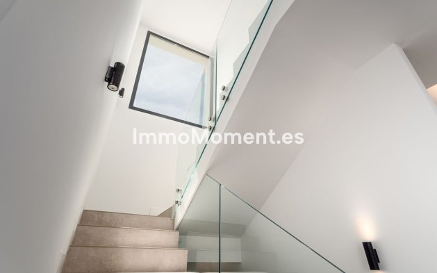 Resale - Detached villa - Estepona - Atalaya