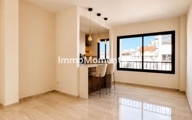 Resale - Apartment - Estepona - Estepona Centro