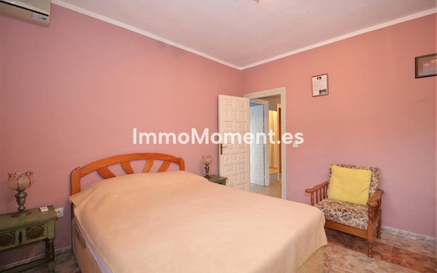 Reventa - Villa independiente - Estepona  - Estepona Centro