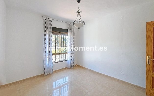 Bestaande woning - Landhuis - Estepona  - El Padron