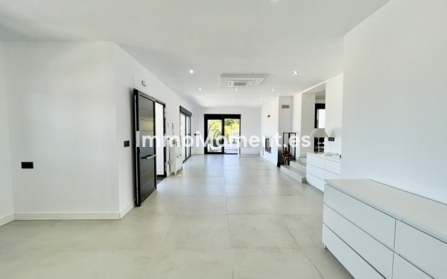 Wiederverkauf - Freistehende Villa - Alfaz del Pi - L'Albir