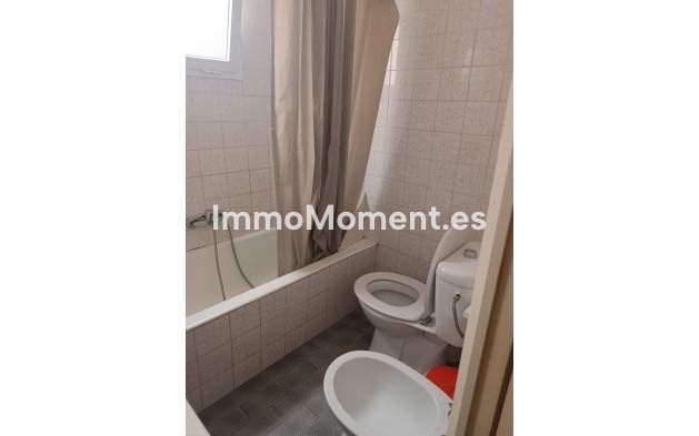 Resale - Townhouse - Estepona - Cancelada
