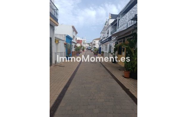 Resale - Townhouse - Estepona - Cancelada