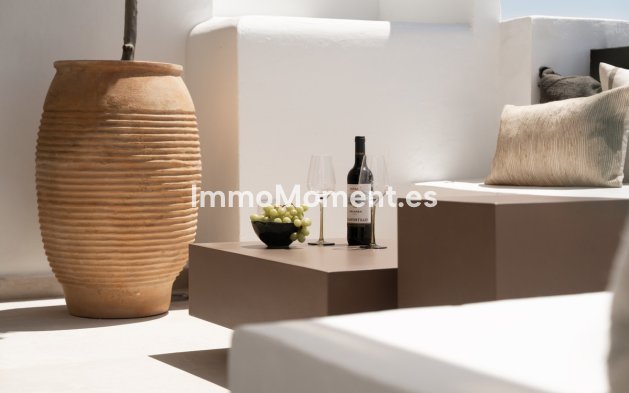 Resale - Apartment - Benahavís - Benahavís Centro