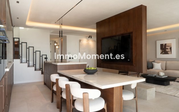 Resale - Apartment - Benahavís - Benahavís Centro