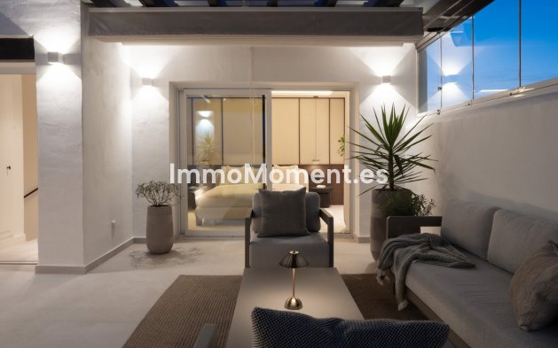 Resale - Apartment - Benahavís - Benahavís Centro