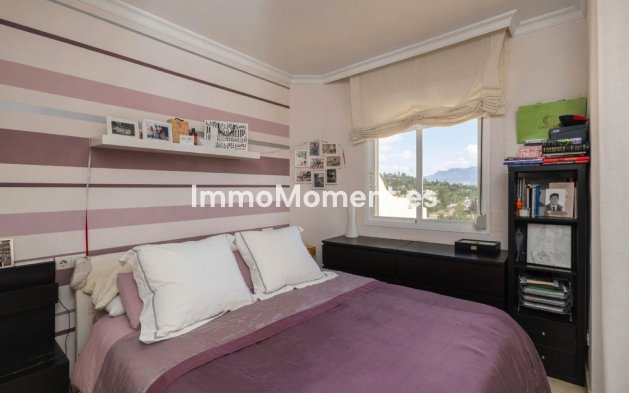 Resale - Apartment - Estepona - Bel Air