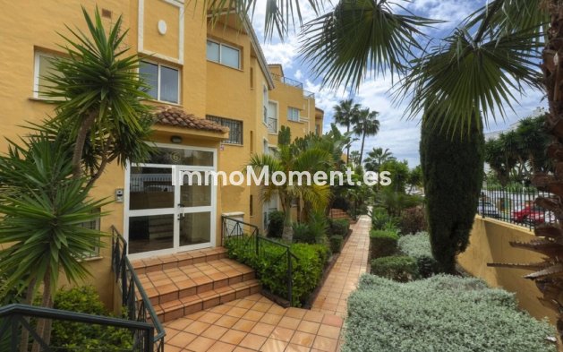 Resale - Apartment - Estepona - Bel Air