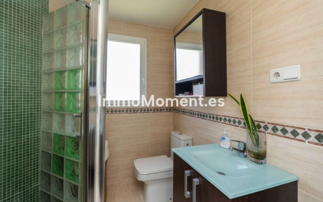Resale - Apartment - Estepona - Bel Air