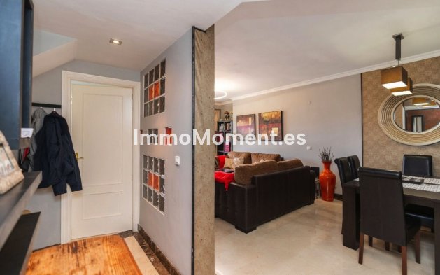 Resale - Apartment - Estepona - Bel Air