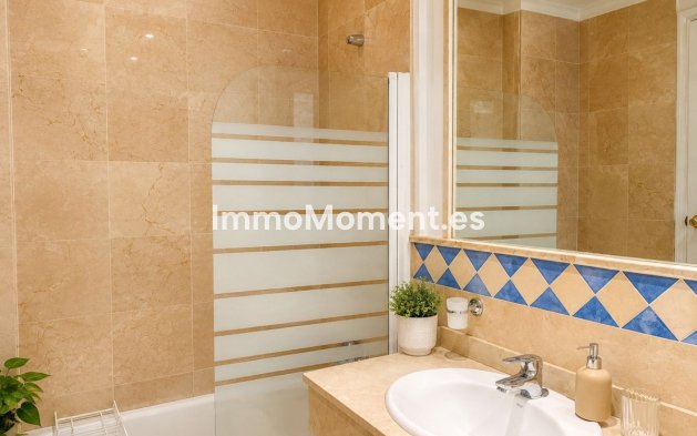 Wiederverkauf - Wohnung - Marbella - Nueva Andalucía