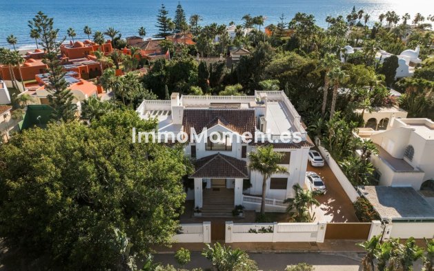 Wiederverkauf - Freistehende Villa - Marbella - Guadalmina Baja