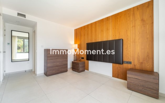 Wiederverkauf - Wohnung - Marbella - Elviria
