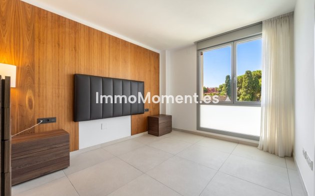 Wiederverkauf - Wohnung - Marbella - Elviria