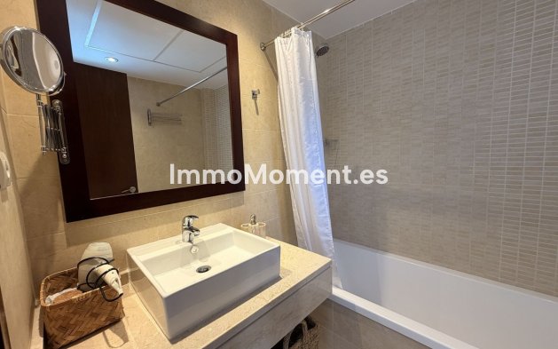 Resale - Apartment - Marbella - Los Monteros