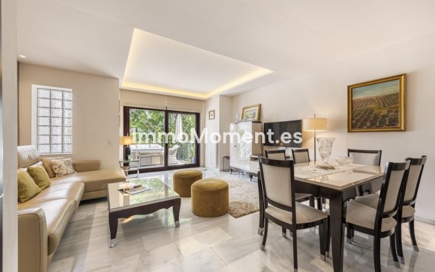 Revente - Maison mitoyenne - Marbella - Marbella Centro