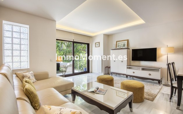 Revente - Maison mitoyenne - Marbella - Marbella Centro