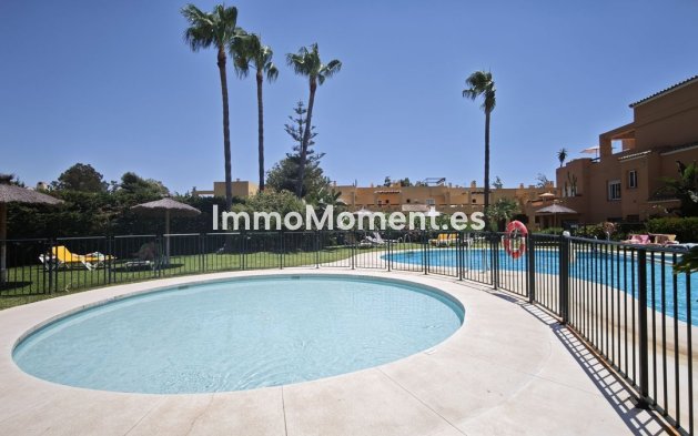 Resale - Apartment - Marbella - Guadalmina Alta