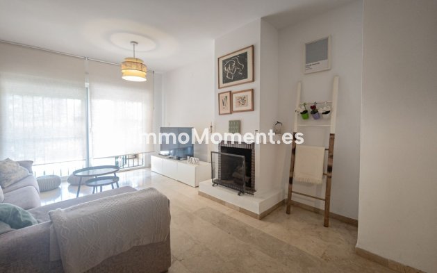 Resale - Apartment - Marbella - Guadalmina Alta