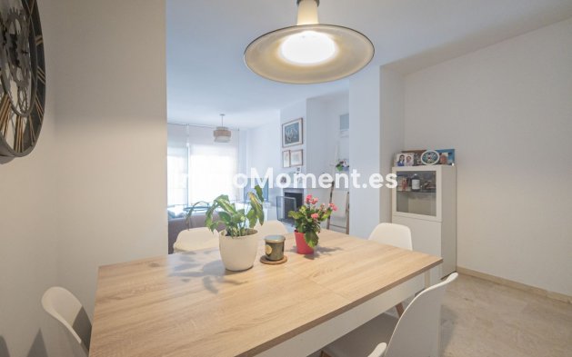 Resale - Apartment - Marbella - Guadalmina Alta