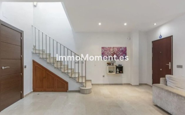 Bestaande woning - Rijtjeshuis - Estepona  - Estepona Centro