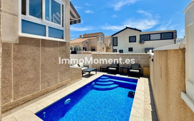 Reventa - Villa independiente - Orihuela - La Florida