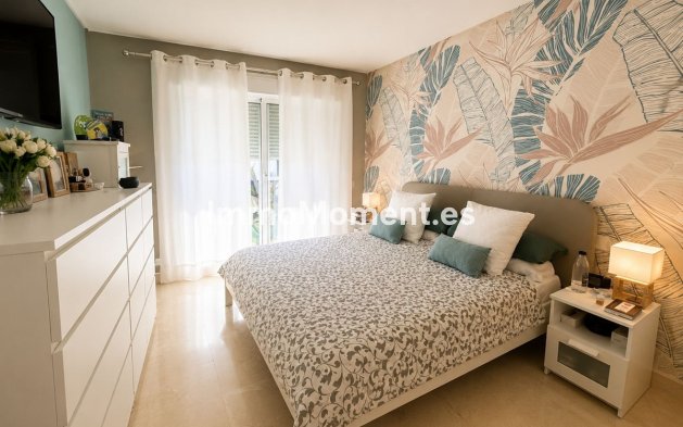 Resale - Apartment - Estepona - Cancelada