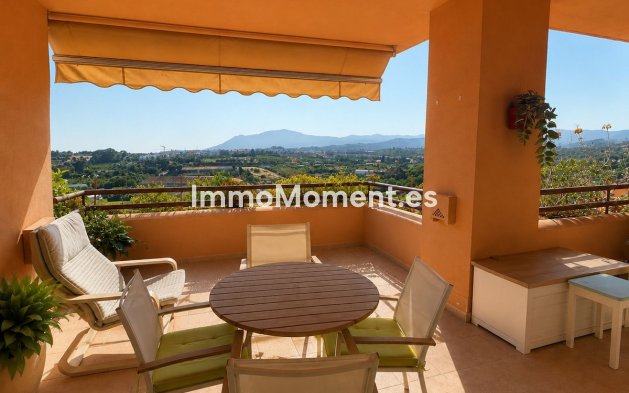 Resale - Apartment - Estepona - Cancelada