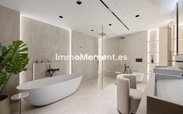 Wiederverkauf - Wohnung - Marbella - Nueva Andalucía