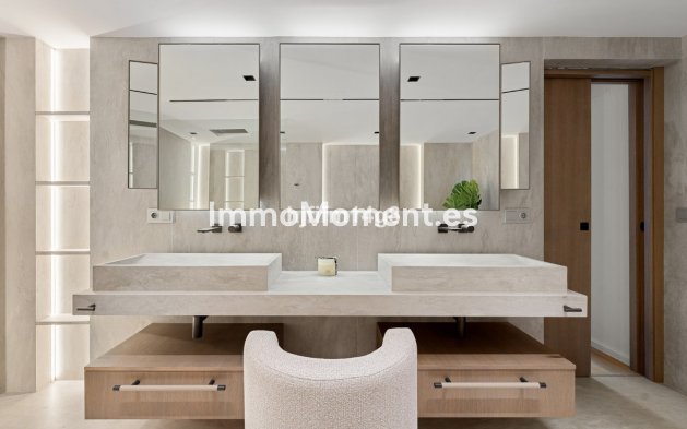 Wiederverkauf - Wohnung - Marbella - Nueva Andalucía