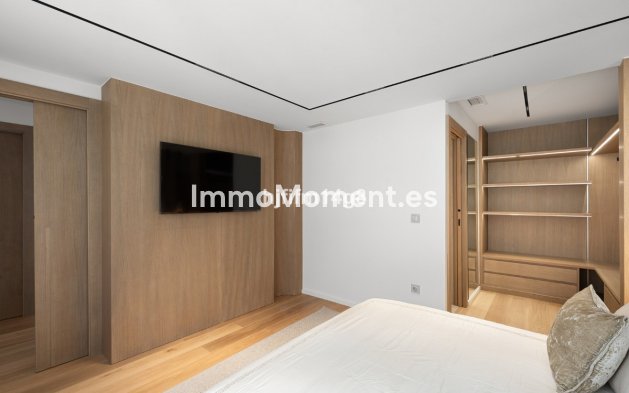 Wiederverkauf - Wohnung - Marbella - Nueva Andalucía