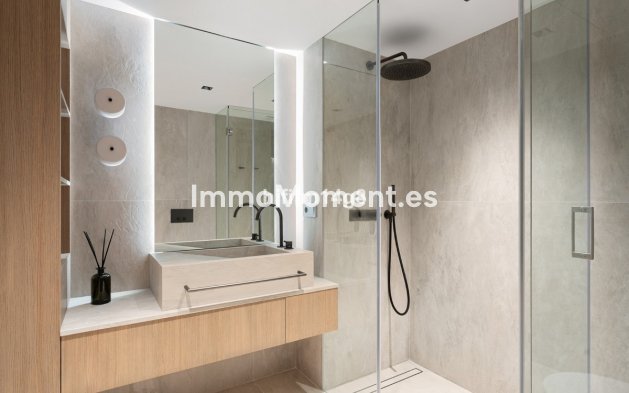 Wiederverkauf - Wohnung - Marbella - Nueva Andalucía
