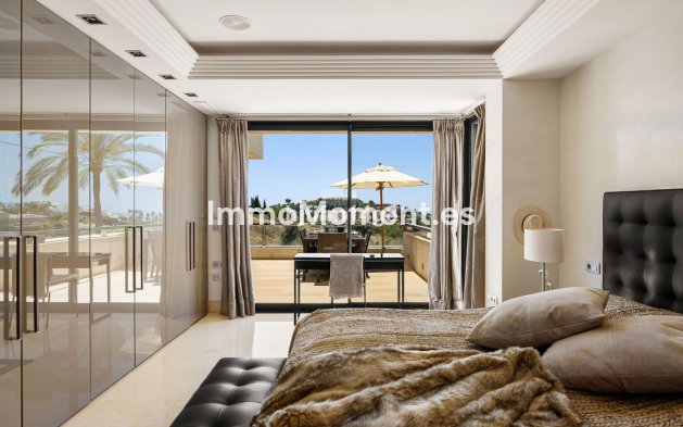 Wiederverkauf - Wohnung - Marbella - Nueva Andalucía