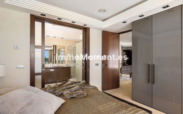 Wiederverkauf - Wohnung - Marbella - Nueva Andalucía