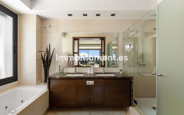 Wiederverkauf - Wohnung - Marbella - Nueva Andalucía