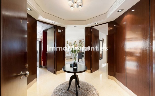 Wiederverkauf - Wohnung - Marbella - Nueva Andalucía