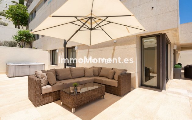 Wiederverkauf - Wohnung - Marbella - Nueva Andalucía