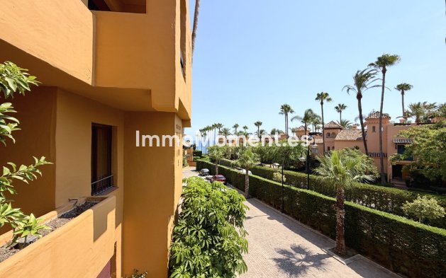 Resale - Apartment - Estepona - Estepona Centro