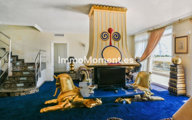 Resale - Apartment - Benalmadena - Benalmadena Centro