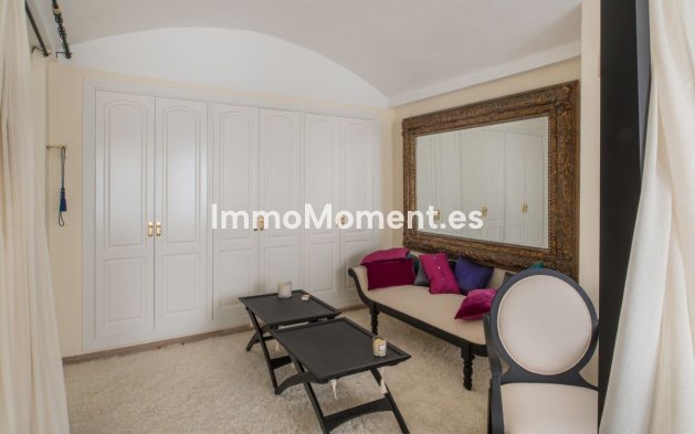 Resale - Apartment - Benalmadena - Benalmadena Centro