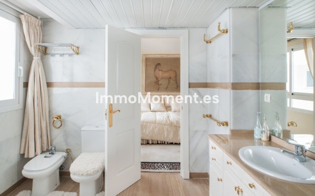 Resale - Apartment - Benalmadena - Benalmadena Centro