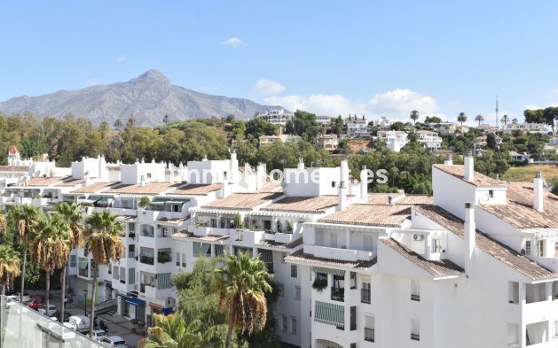 Revente - Appartement - Marbella - Nueva Andalucía