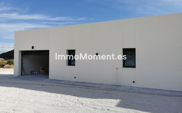 Bestaande woning - Vrijstaande villa - Pinoso - Pinoso Centro