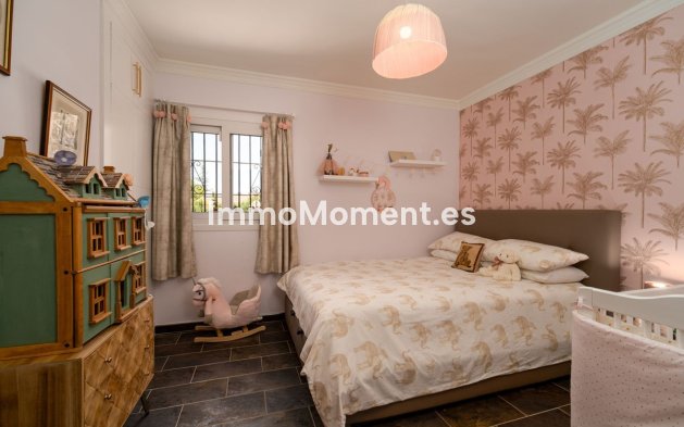 Bestaande woning - Vrijstaande villa - Estepona  - El Padron