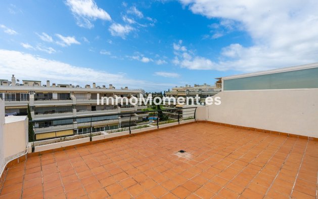 Resale - Apartment - Marbella - Guadalmina Alta