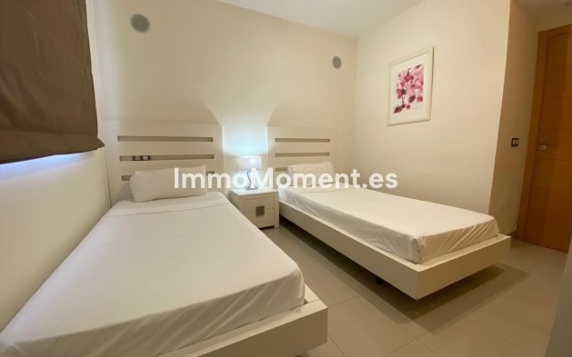 Revente - Appartement - Estepona  - Estepona Centro