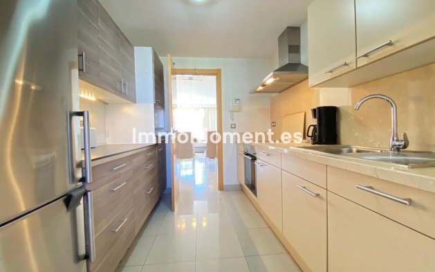 Wiederverkauf - Wohnung - Estepona  - Estepona Centro