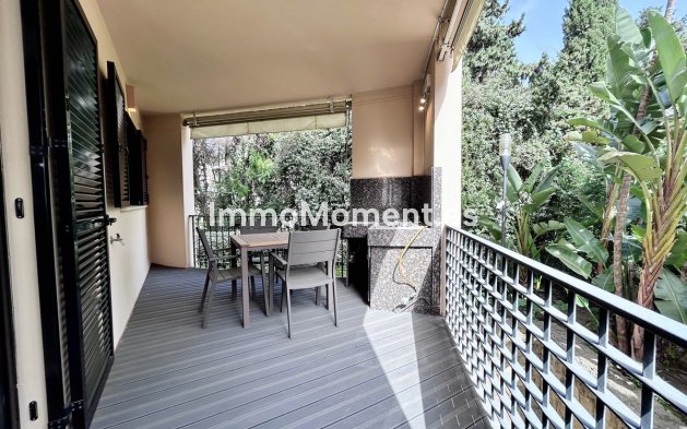 Resale - Apartment - Marbella - Puerto Banús